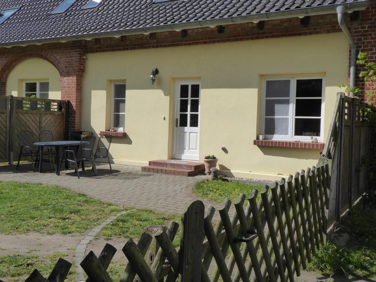 Ferienwohnung Ostseewald 罗斯托克 外观 照片